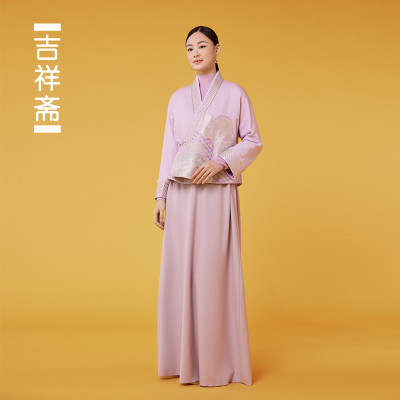 |吉祥斋|霜雪阁长棉衣绵羊毛混纺交领银丝重工绣花国风中式长棉衣