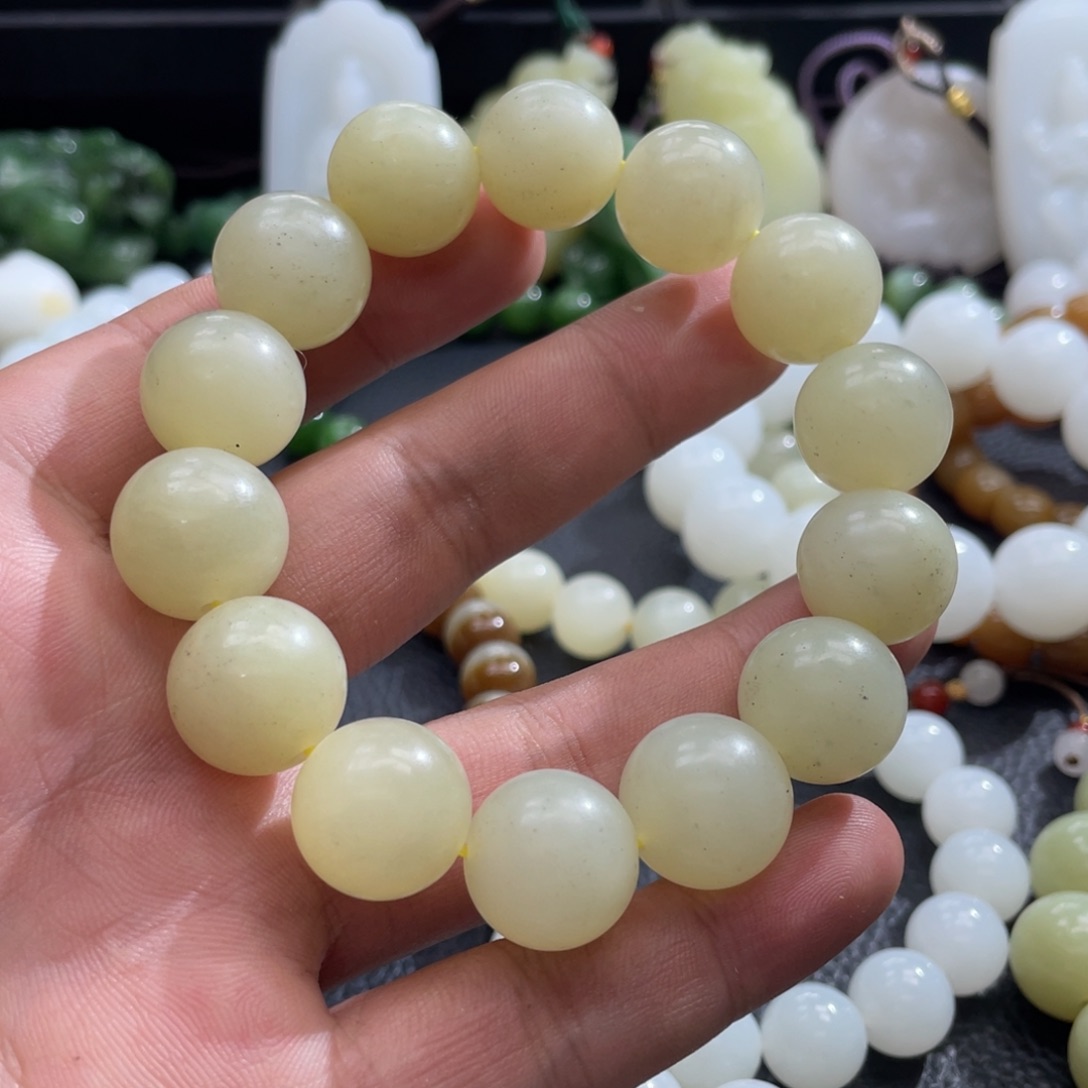 和田玉手串未镶嵌