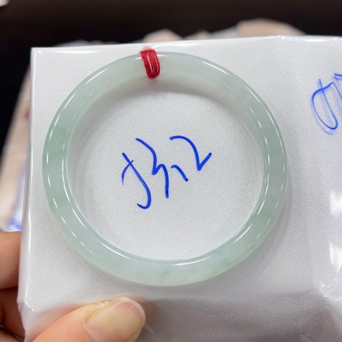 【闪购商品】翡翠手镯未镶嵌手镯