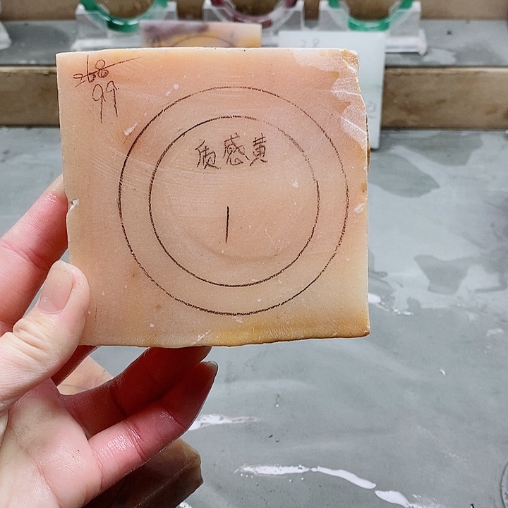 石英质玉手镯未镶嵌定制