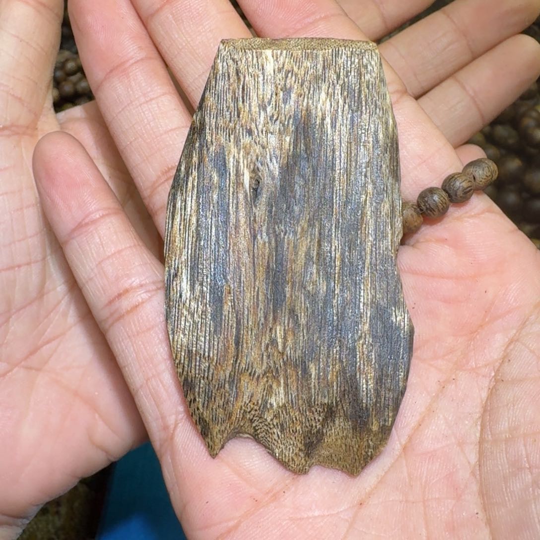 沉香沉香枕海南乌身老料14.9克料子