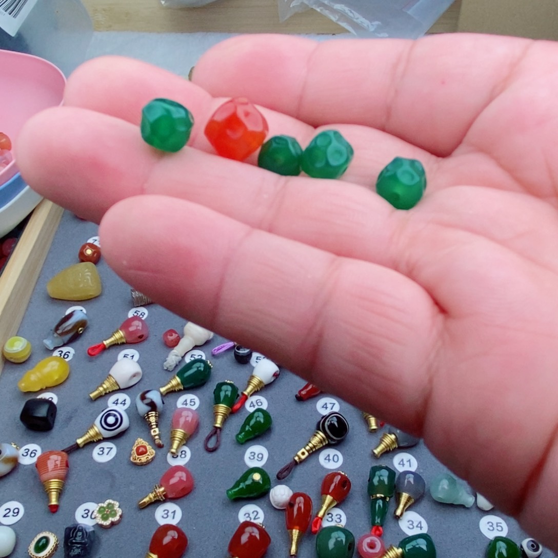 玛瑙/玉髓饰品未镶嵌