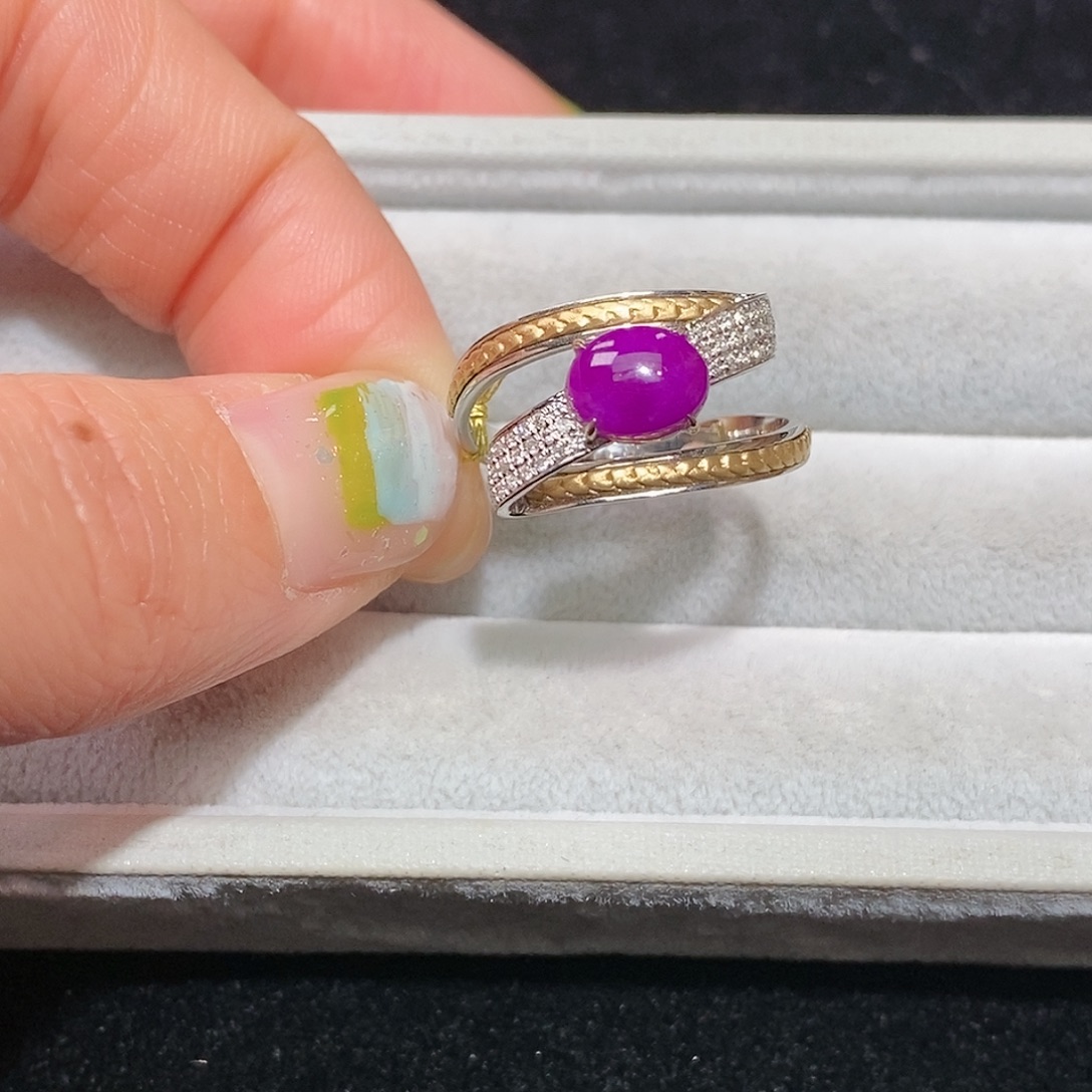 苏纪石（舒俱来）18K金镶嵌戒指