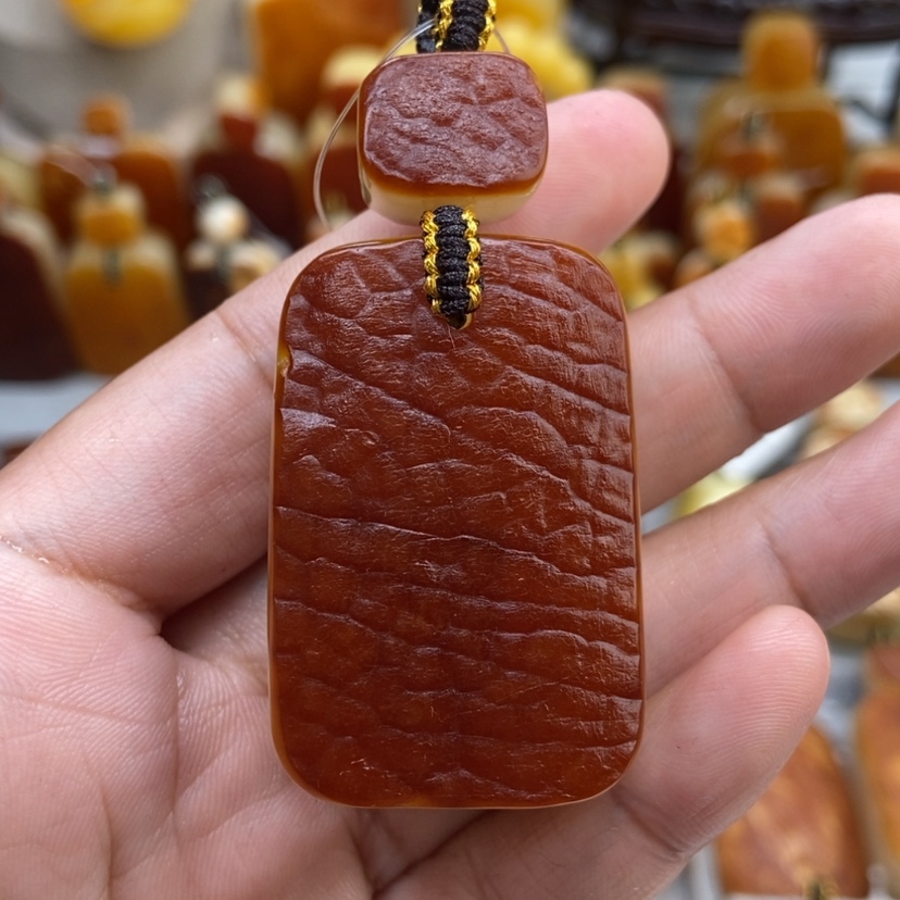 【闪购商品】琥珀颈饰未镶嵌