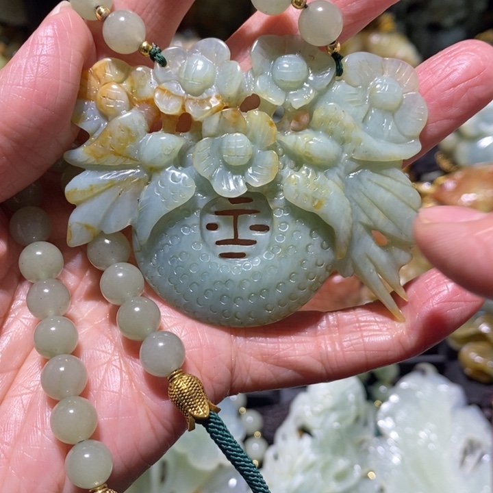 岫玉岫玉吊坠未镶嵌