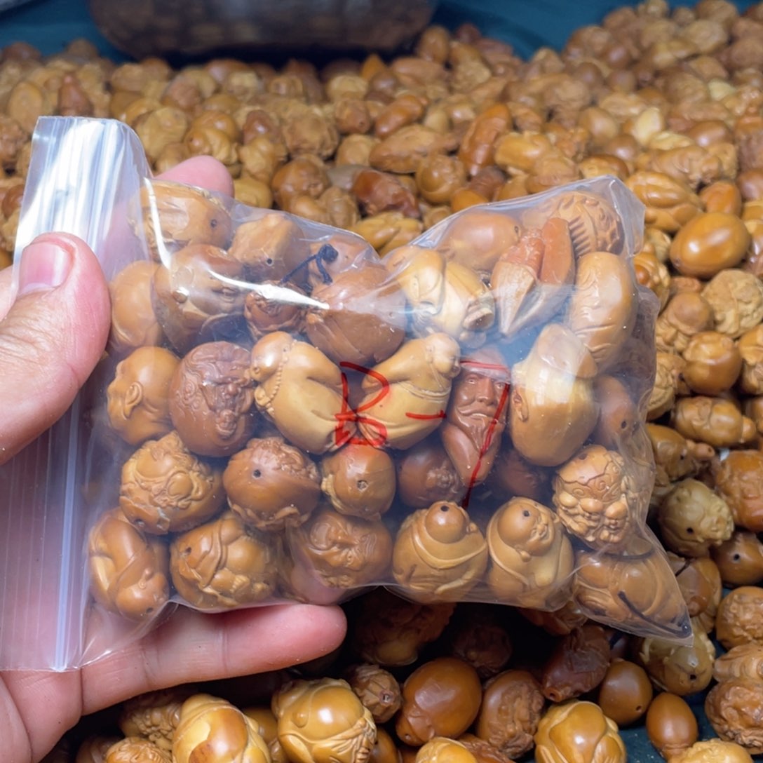 橄榄核吊坠橄榄核