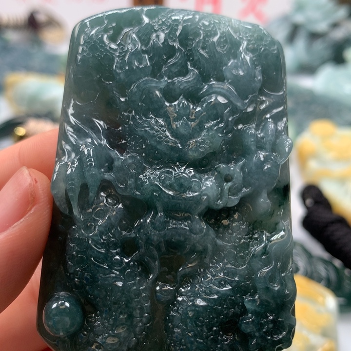 翡翠颈饰未镶嵌保真天然A货翡翠