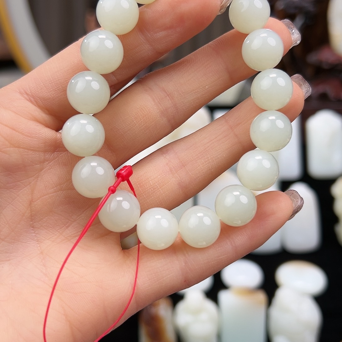 和田玉颈饰未镶嵌零****你