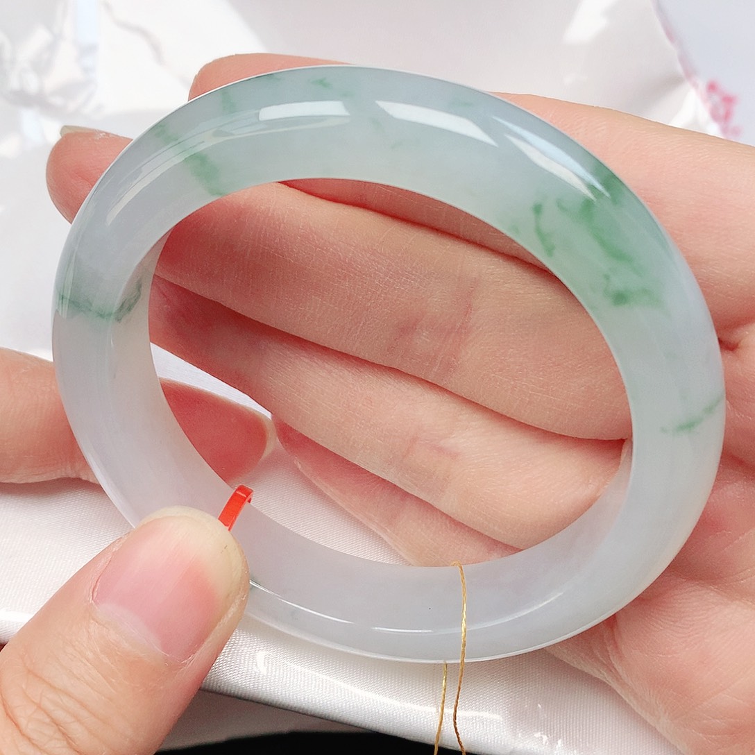 翡翠手镯未镶嵌抖音750