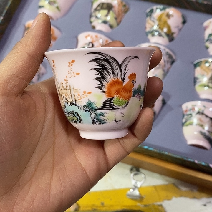 摆件陶红稀土生肖鸡杯