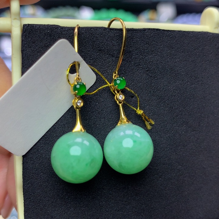 18K金镶嵌翡翠手串翡翠