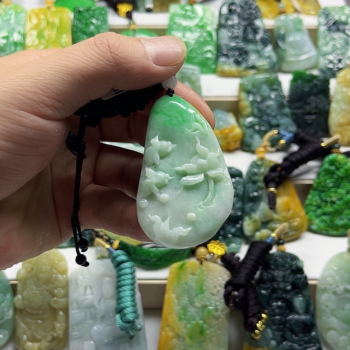 翡翠未镶嵌吊坠(不含链)翡翠毛货定制