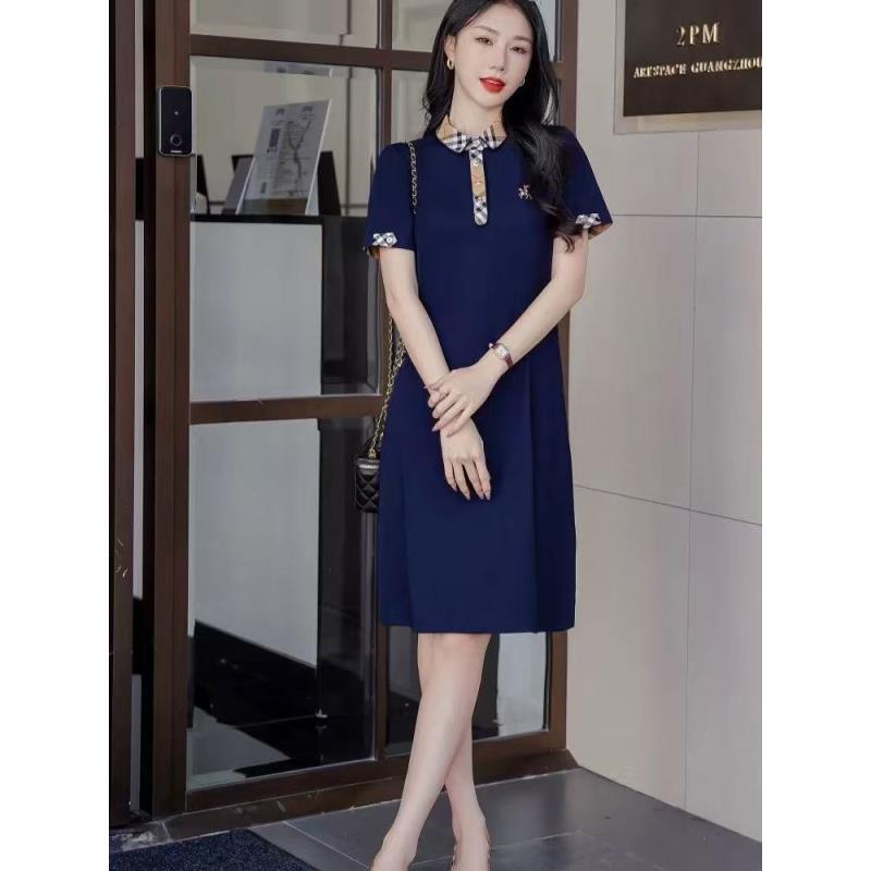 1100-时尚显年轻连衣裙