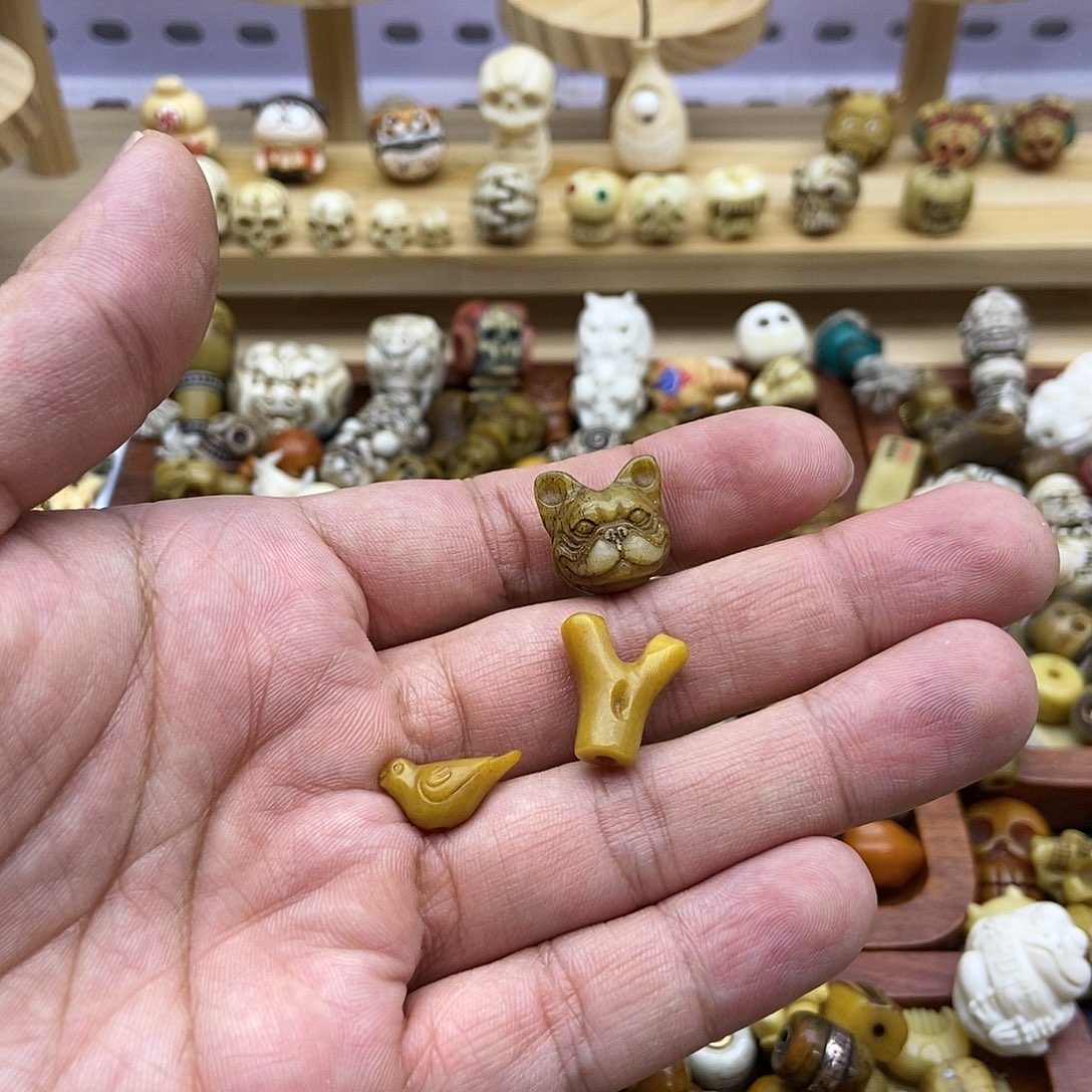 清***.驼骨其他配饰搭配