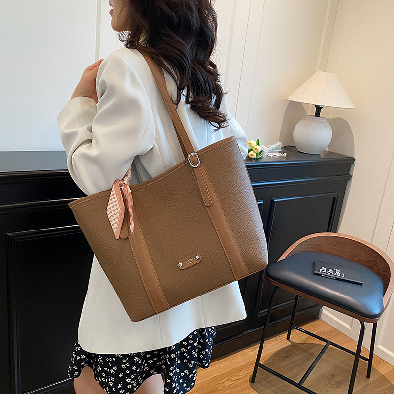 高级感托特包时尚通勤单肩包大容量百搭老师包包洋气手提包