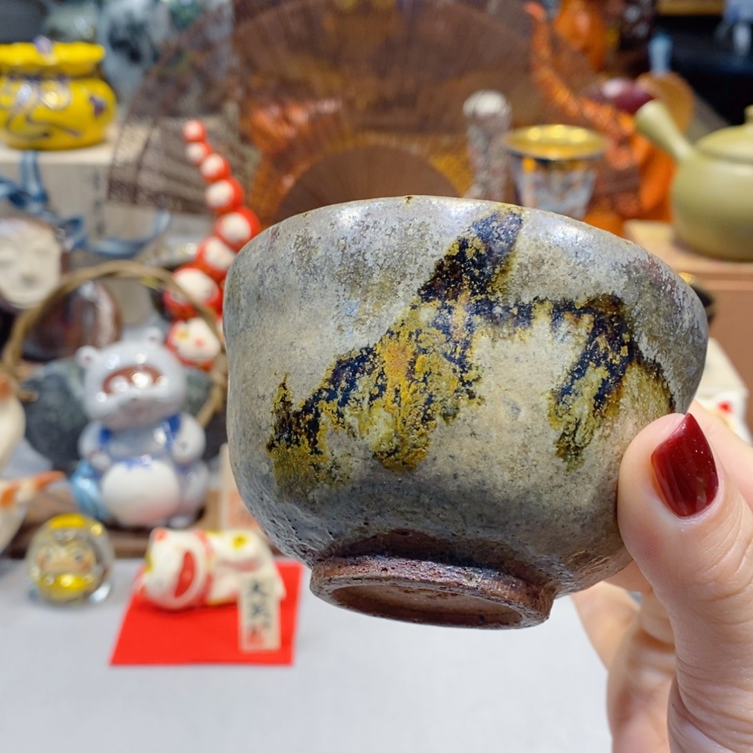 J***r如图所示 观兰器物