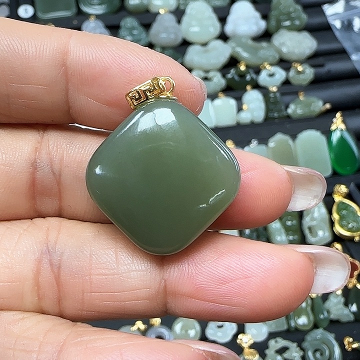 和田玉吊坠(不含链)银S925镶嵌