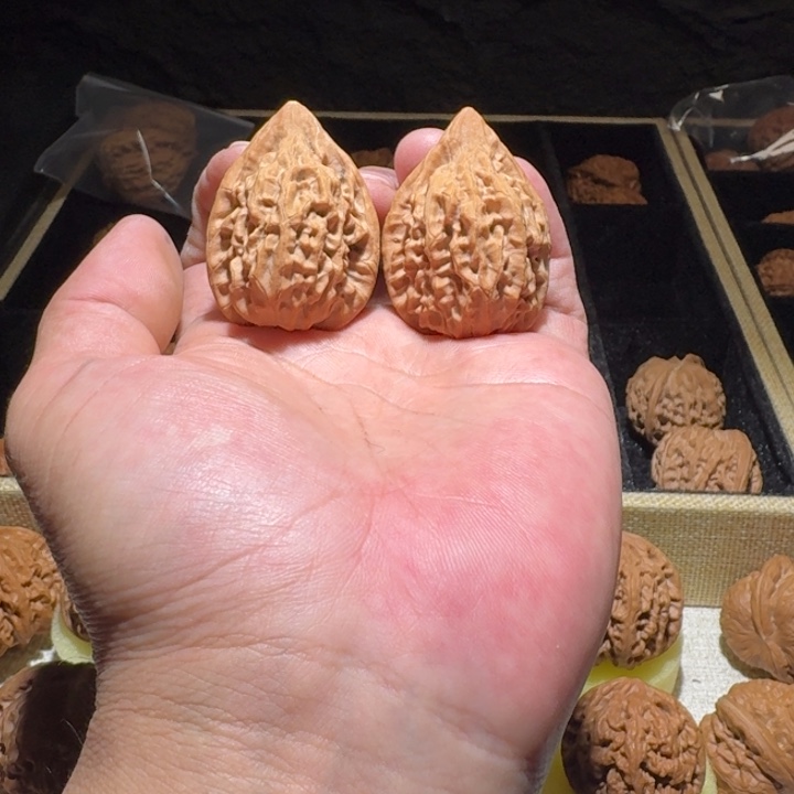 理***.吊坠文玩核桃鸡心