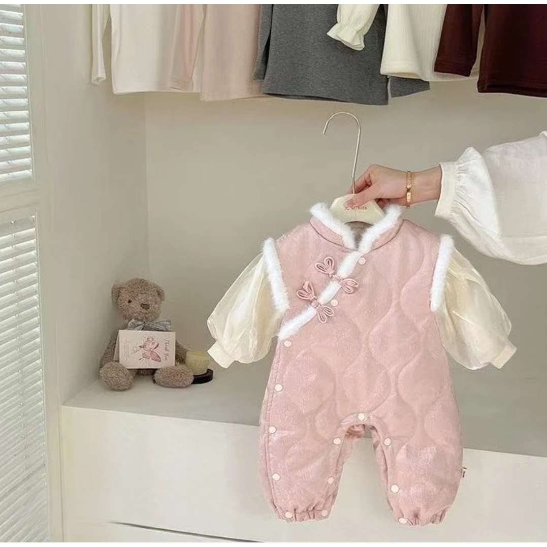 加棉婴儿中国风连体衣秋冬夹棉薄棉女宝宝衣服冬季洋气过年哈衣