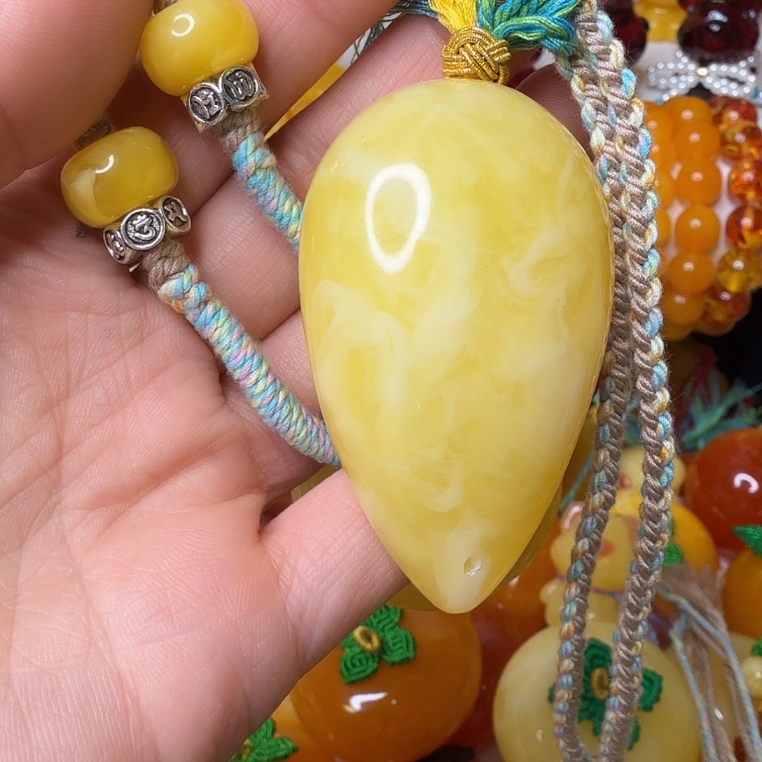 非金属白花蜜胡萝卜一套毛衣链