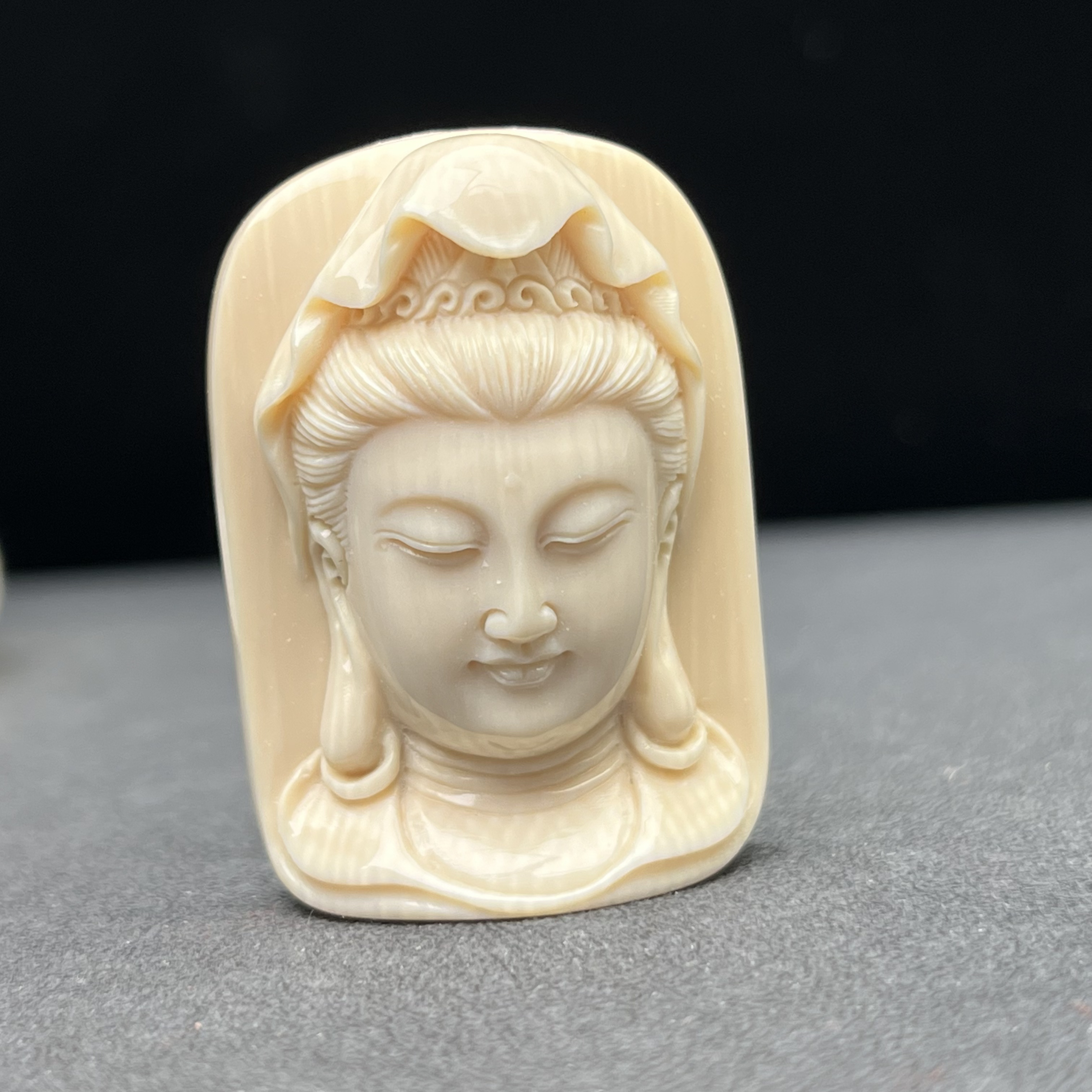 K7141天然猛犸牙 雕刻牌 29*40*16mm支持鉴定 假一罚四