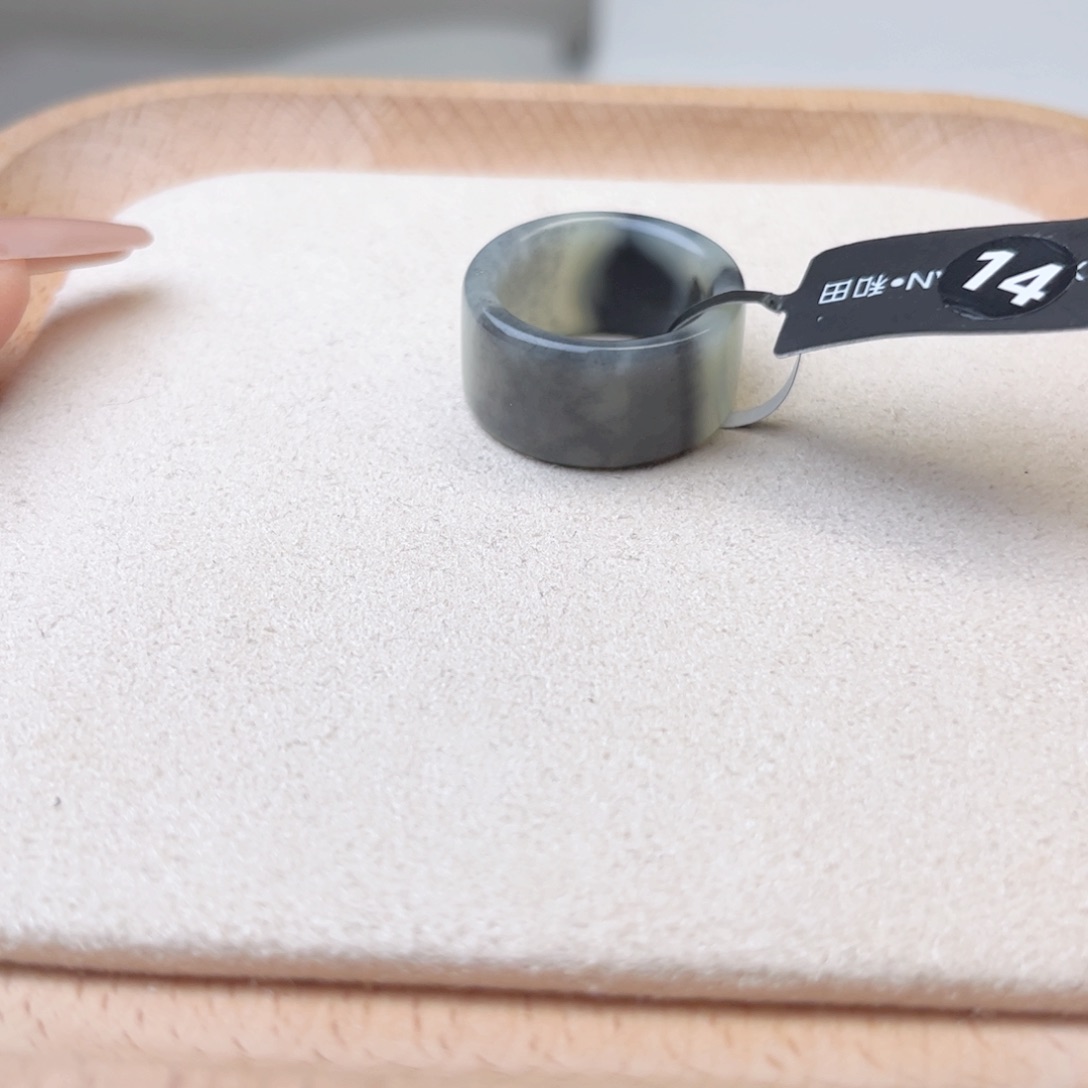 和田玉戒指未镶嵌