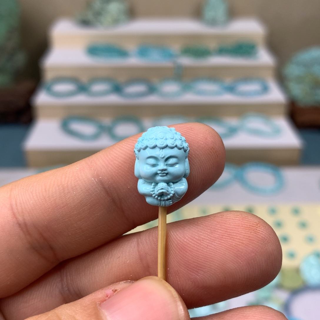 绿松石配饰未镶嵌