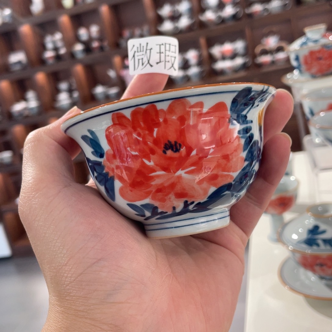 釉下手绘茶具微瑕