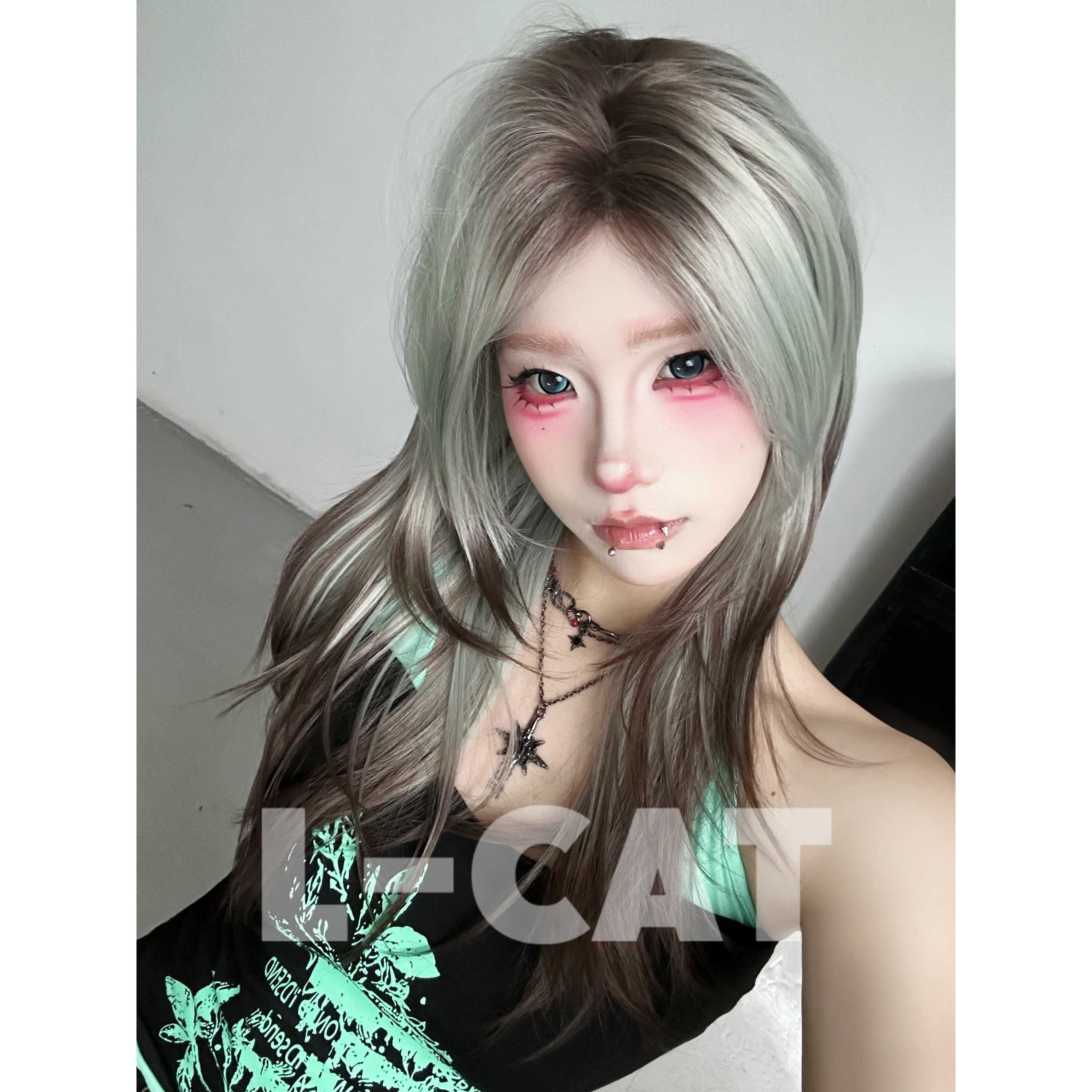 [薄荷小狼]小额蕾丝中分黑棕渐变薄荷色八字刘海狼尾鲻鱼头假发女