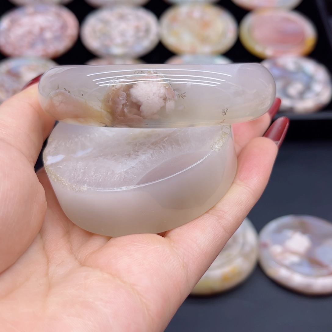 玛瑙/玉髓手镯未镶嵌6162