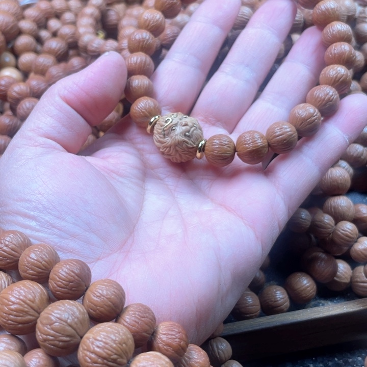 猴头核桃手串玉***王1.1+聚宝盆