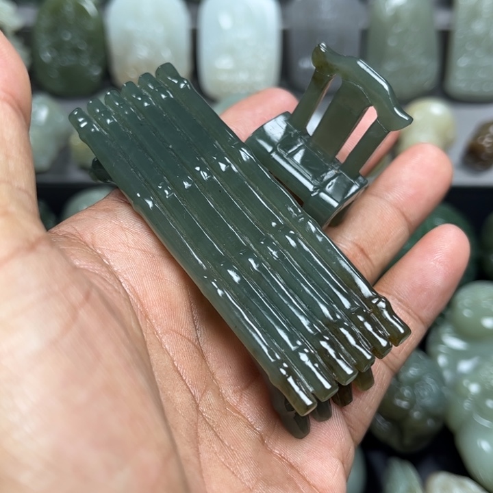 和田玉挂件未镶嵌