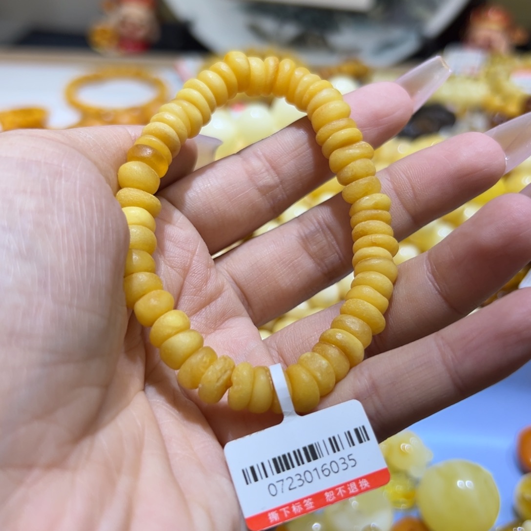 琥珀珠宝奇石未镶嵌