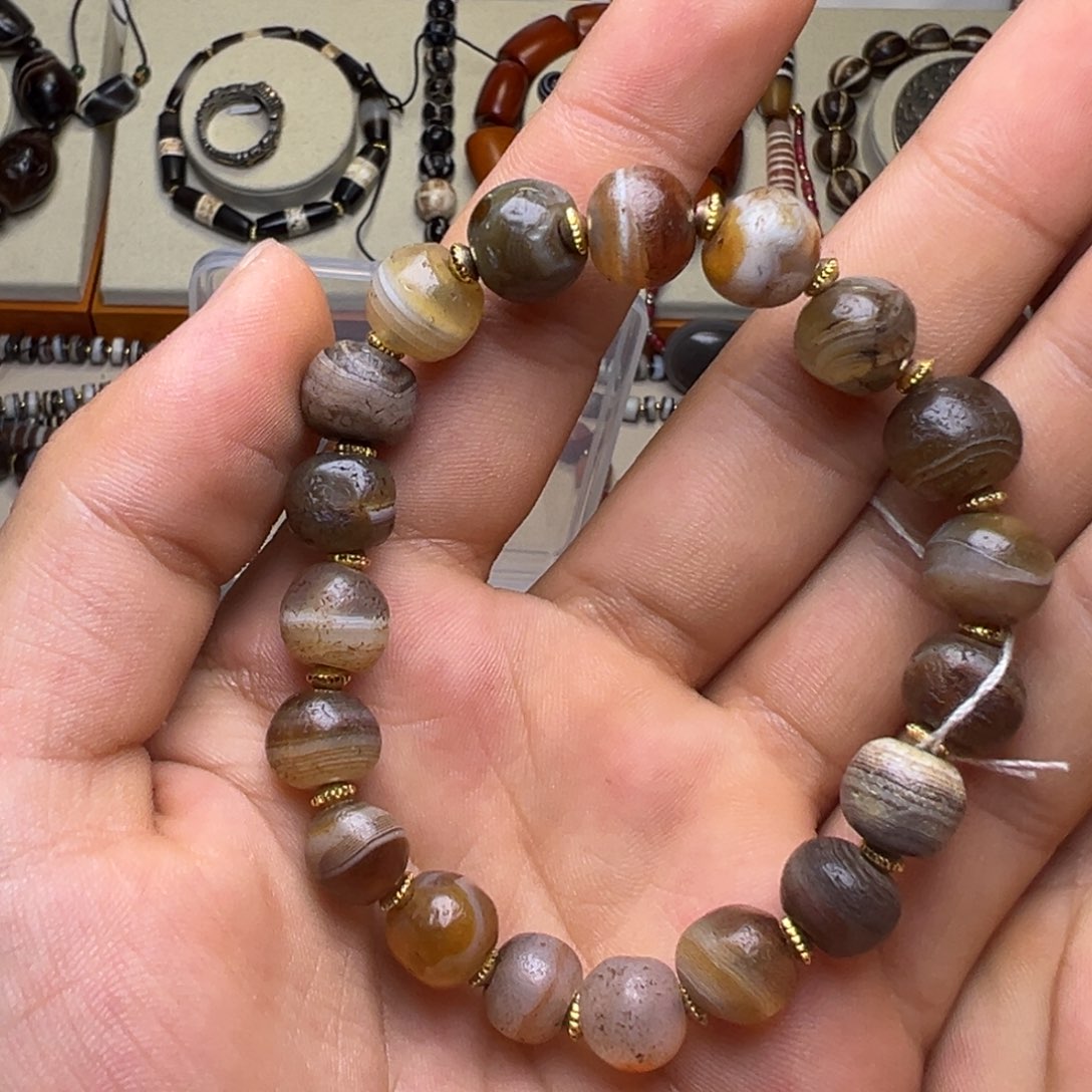 玛瑙/玉髓颈饰未镶嵌