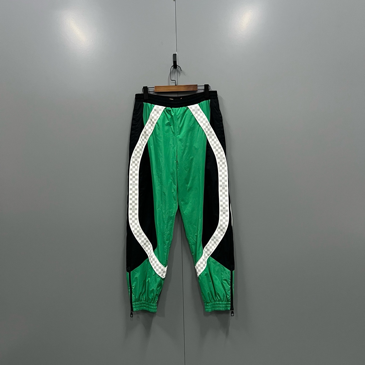 99新 LouisVuitton/路易威登 （bb）208 绿色棋盘格校服长裤 S码