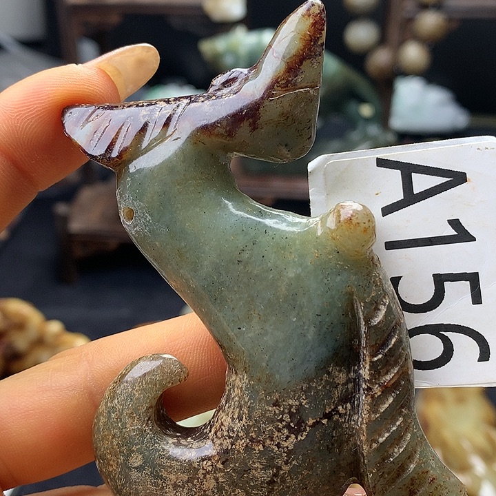 和田玉未镶嵌车挂