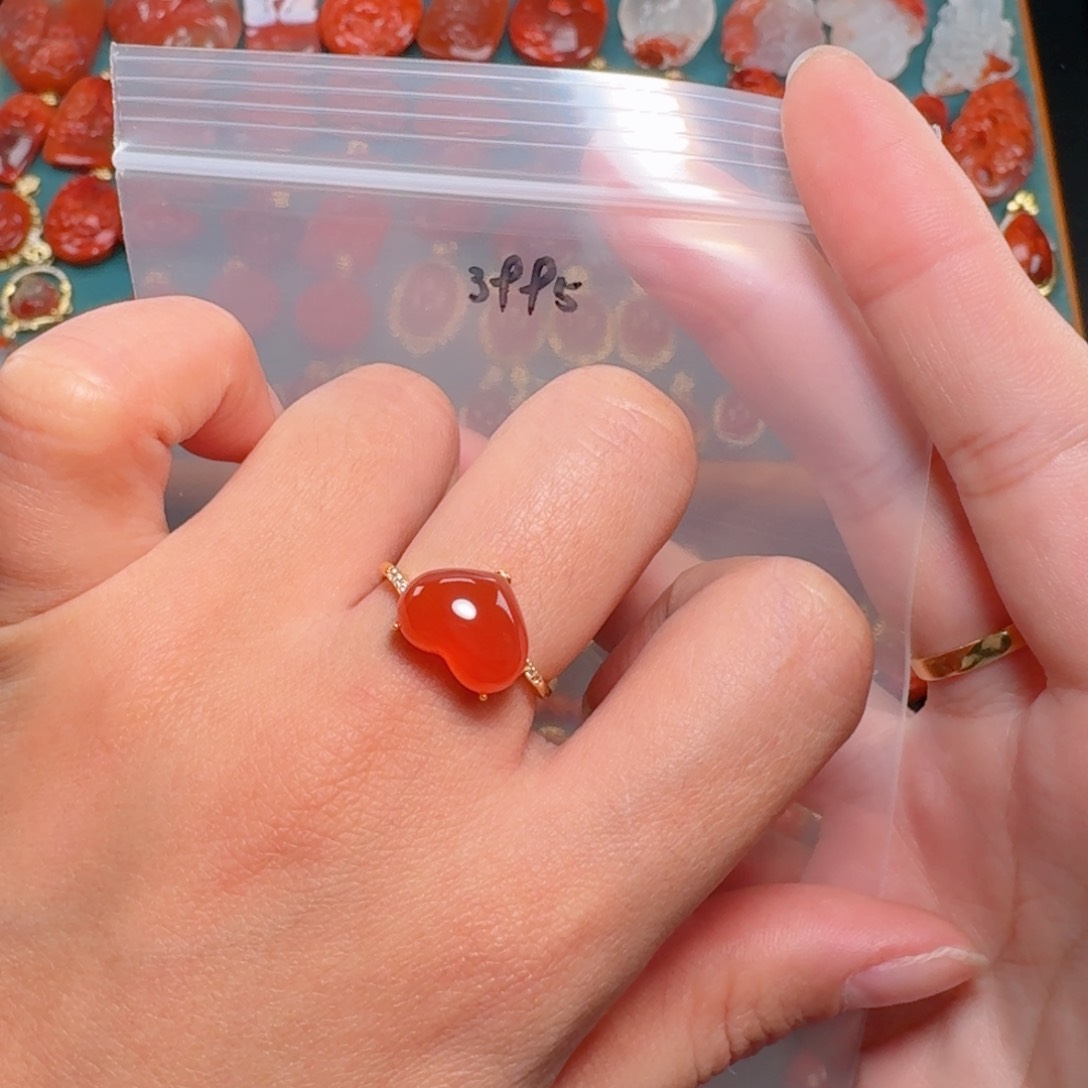 南红玛瑙南红银S925镶嵌狗*