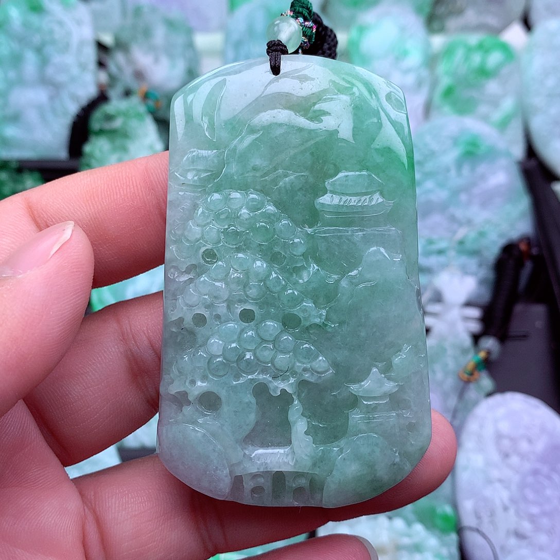 翡翠吊坠(不含链)未镶嵌