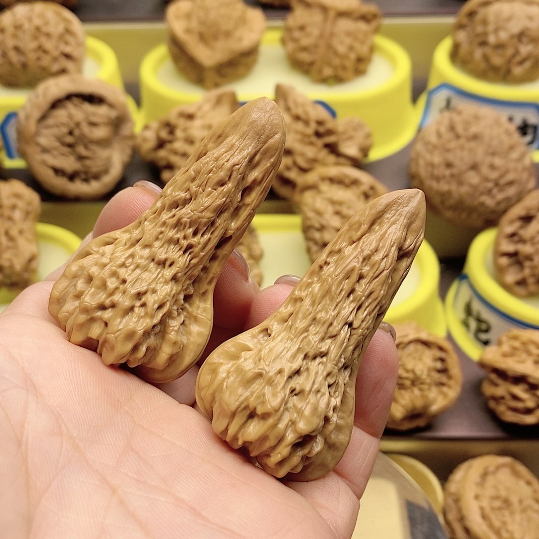 文玩核桃吊坠鸭嘴