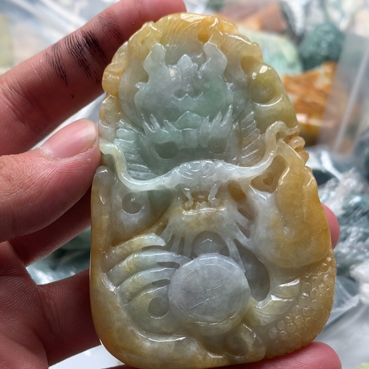 翡翠未镶嵌颈饰保真天然a货翡翠