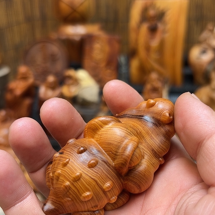 一***岩柏木手把件的设计和制作