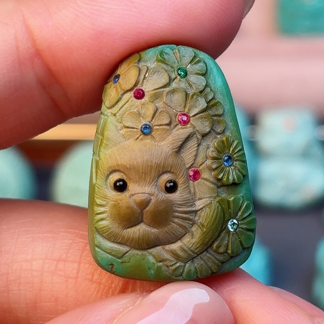 绿松石配饰未镶嵌