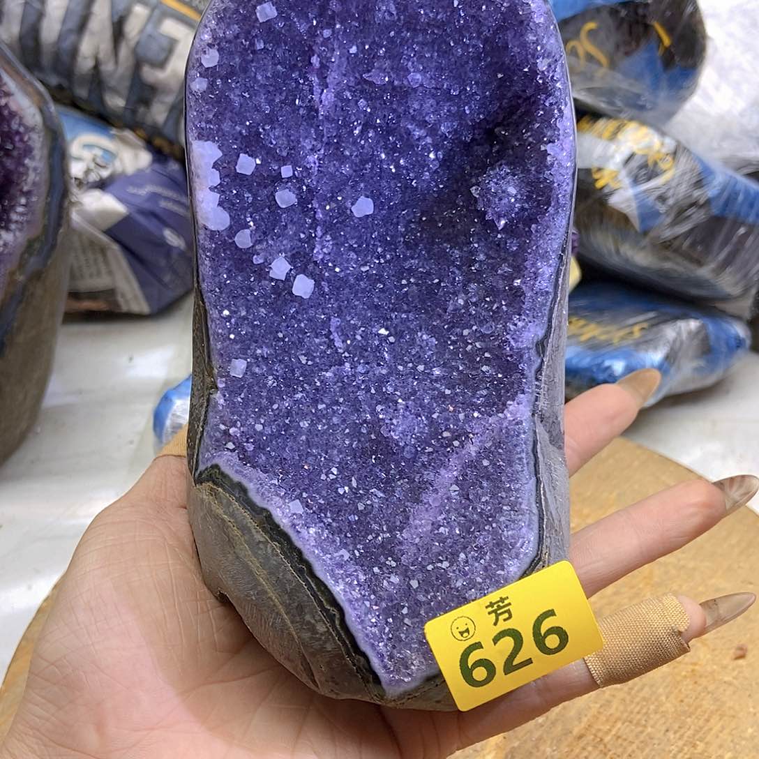 紫晶大型摆件（非配饰）未镶嵌