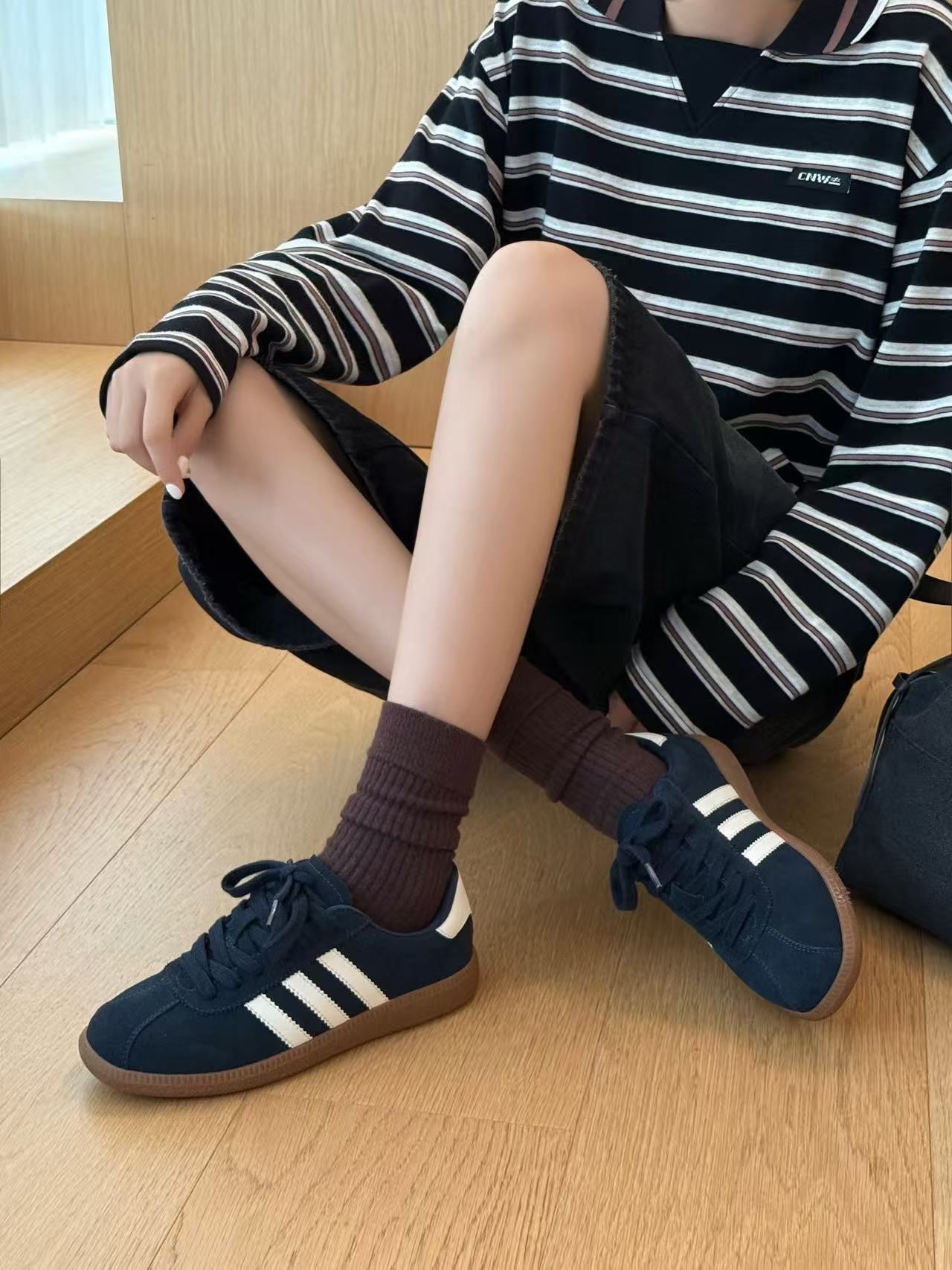 【楠屿5900-1770】艾模儿新款休闲的德迅 女鞋