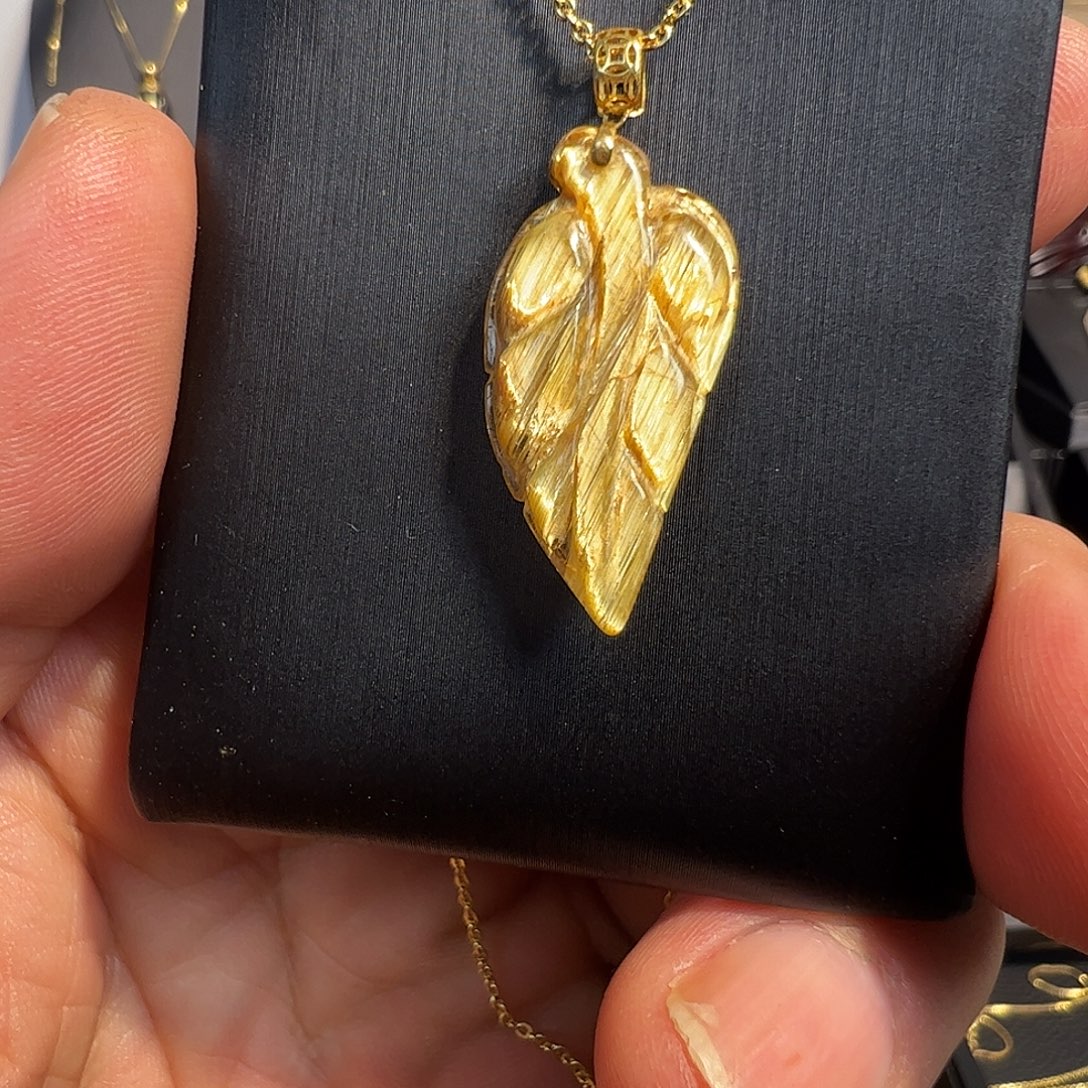 水晶颈饰18K金镶嵌