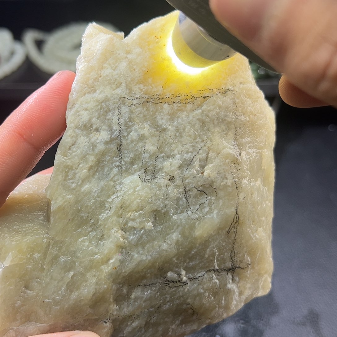 和田玉（糖玉）未镶嵌车挂