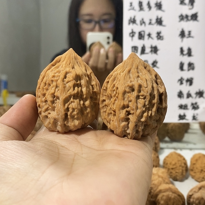 吊坠文玩核桃鸡心38