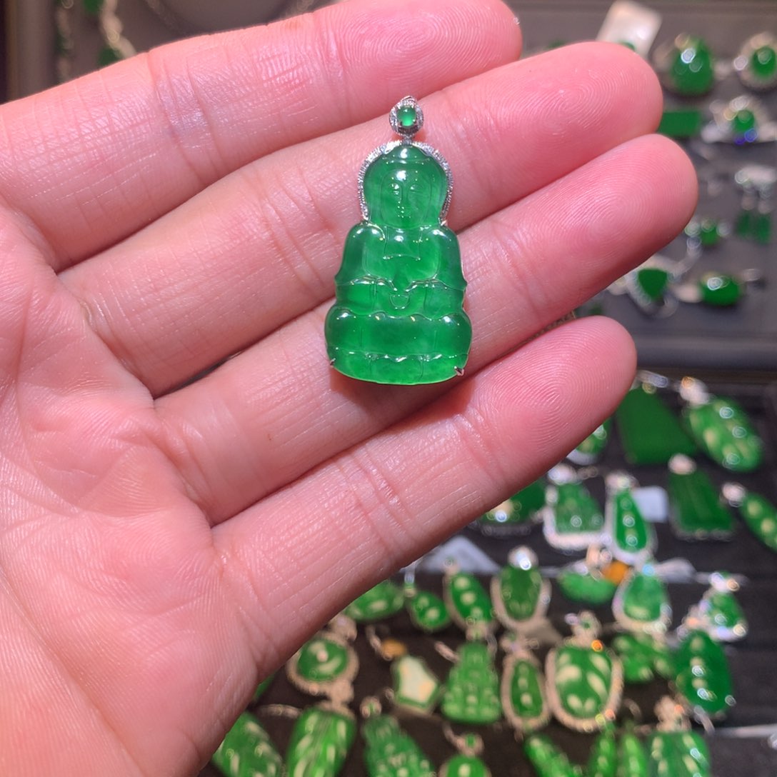 翡翠吊坠(不含链)18K金镶嵌天然翡翠