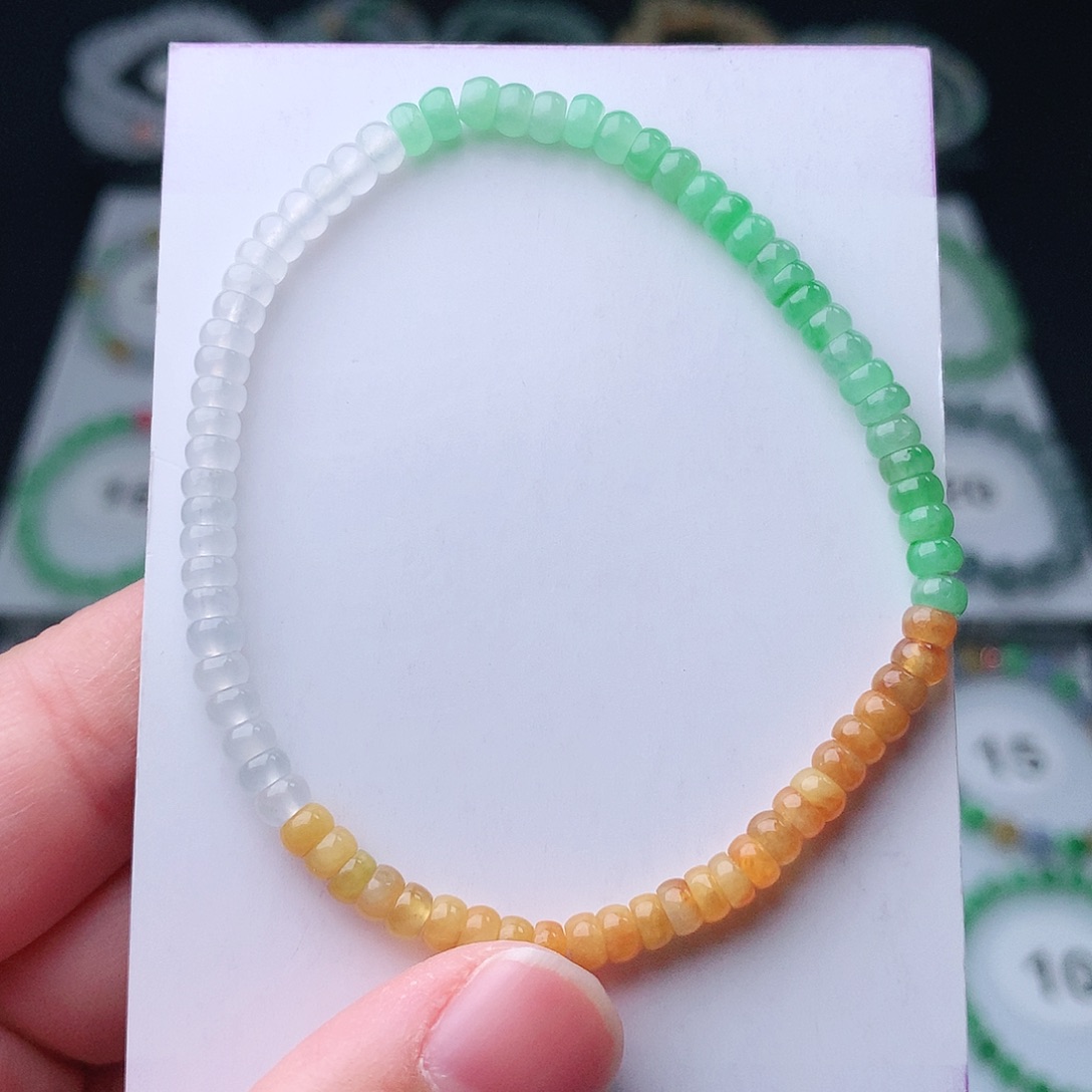 翡翠手串未镶嵌翡翠