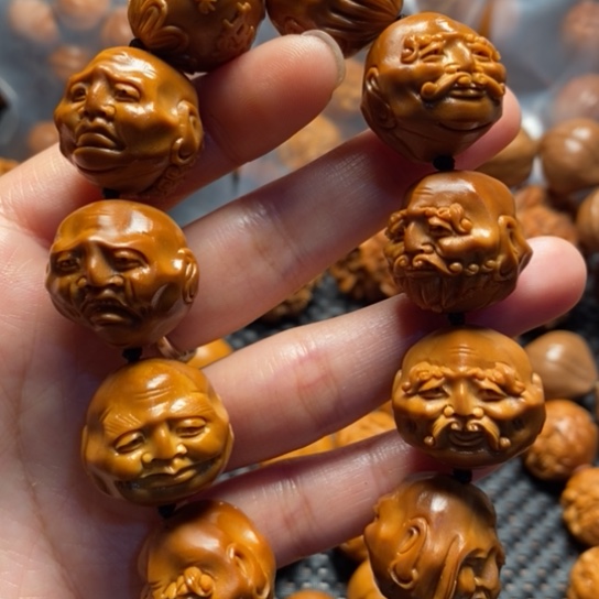 橄榄核吊坠用****三老须派